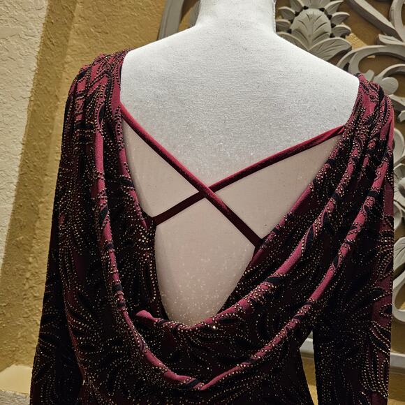 Windsor Burgundy Velvet Jeweled Mini Dress M Cowl Back Bodycon Holiday Party - Picture 11 of 13